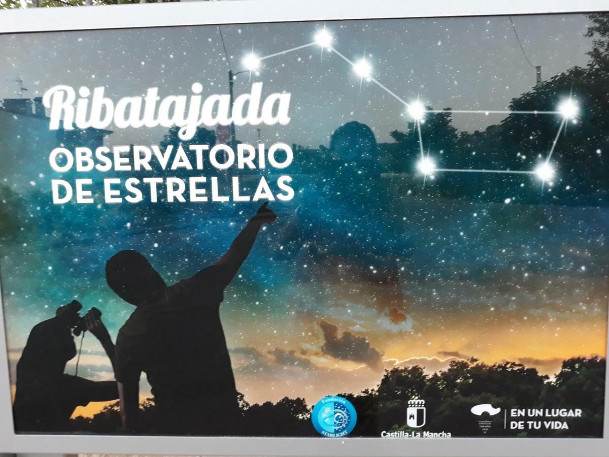 Apartamentos Serrano Ribatajada Esterno foto